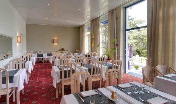 Bellevue Hotel Chatel-Guyon Bagian luar foto