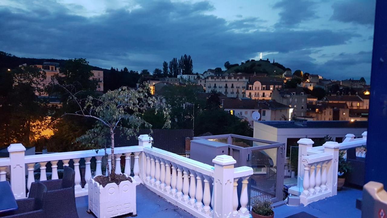 Bellevue Hotel Chatel-Guyon Bagian luar foto